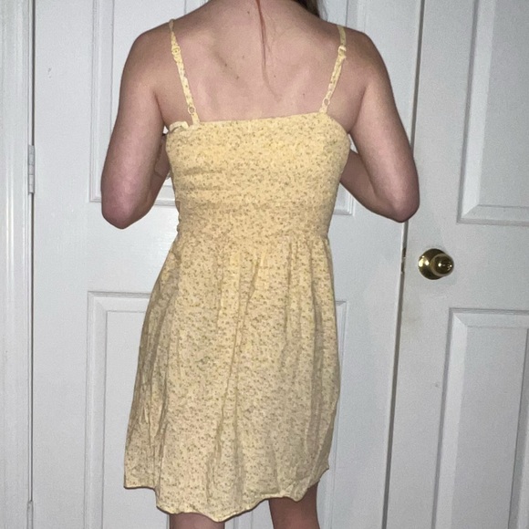 Yellow Floral Padded Sundress Mini Dress with Button Decor - Picture 2 of 4